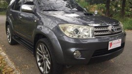 Toyota Fortuner 2011 V AT for sale