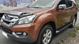 2018 Purchased Isuzu MUX 3.0 AT. Top of the line v