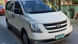 Hyundai Starex VGT 2011 MT FOR SALE