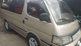 Toyota hiace 2006 van silver for sale 