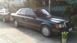 Mercedes Benz 230e 1991 Green Sedan For Sale 