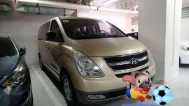  Hyundai Gold Starex Top of the Line For Sale