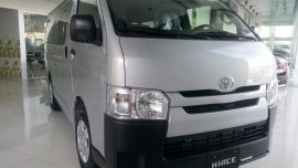 TOYOTA HIACE COMMUTER DIESEL M/T 2018 EURO 4