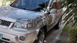 Nissan X-trail 2004 Automatic Silver For Sale 