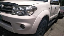 Toyota Fortuner G 2011 2011 diesel vs montero