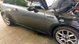 Mini Cooper 2005 Gray Top of the Line For Sale 