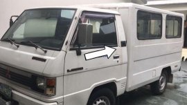 2007 Mitsubishi  L-300 van FOR SALE