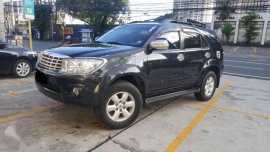 2011 Toyota Fortuner AT 2012 montero mux pajero crv blazer everest