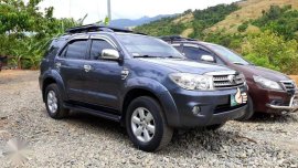 2011 Toyota Fortuner G Manual Diesel FOR SALE 