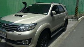 2015 Toyota Fortuner V Diesel 4x4 Automatic Financing OK