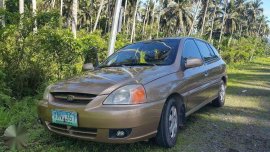 Kia Rio 2005 family car72,702 
