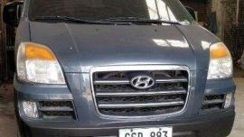 Hyundai Starex 2005 Gray Van For Sale 
