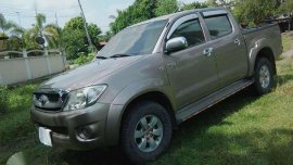 TOYOTA HILUX 2011 model G series For sale 