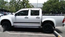 Isuzu DMAX LS 4x2 AUTOMATIC - Rush Sale!!