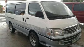 Toyota Grandia 3.0 2000mdl