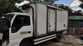 Isuzu Elf Closevan SOBIDA 15ft 6 stud 2010 year model