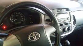 Toyota Innova 2.5 E 2014 for sale 