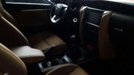 2017 Toyota Fortuner 2.4G Manual Diesel Vs 2018 2016 2015 2014 2013