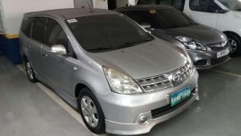 Well-kept Nissan Livina 2010 for sale