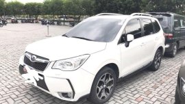 2013 Subaru Forester 2.0 XT auto pearl white
