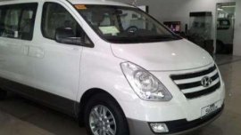 Hyundai Grand Starex 2.5 GL MT ( Super Express) 2018 for sale 