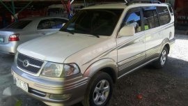 2004 Toyota Revo SR White SUV For Sale 