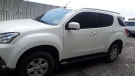 Well-kept ISUZU Mu-X 2015 for sale