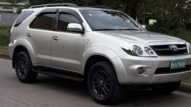 Rush ! REPRICED FRESHTOYOTA Fortuner G Diesel AT 2007