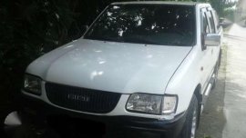 Isuzu Fuego 2000 for sale