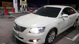 2007 Toyota Camry 3.5Q V6 Top of the line Pearl white automatic