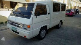 2008 Mitsubishi L300 Fb deluxe Dual Ac. 2006 2007 2009 2010 2012