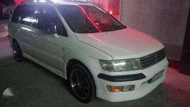 Mitsubishi Grandis 2000 for sale