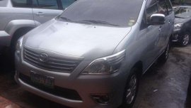 2013 TOYOTA Innova E FOR SALE