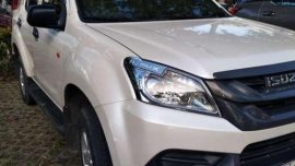 ISUZU MUX 2015 Model Open for Swap or Financing