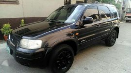 Ford Escape 2005 SUV Black Well Kept For Sale 