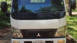 Mitsubishi Canter Fuso 6Wheeler White For Sale 