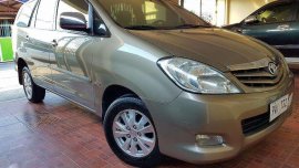Well-kept Toyota Innova 2010 for sale