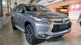 Mitsubishi Montero sport vs ford everest vs fortuner vs mux 2018