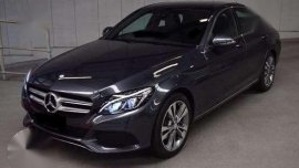 Almost bnew Mercedes Benz C200 save 1300000M 2015