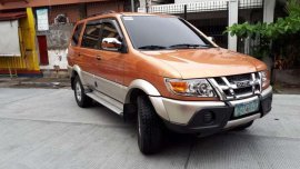 Well-maintained Isuzu Crosswind XUV 2010 for sale