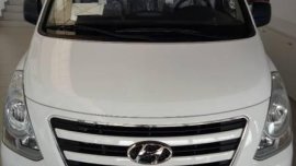 Hyundai Starex 2.5 Super Express Pomo Down Payment 2017