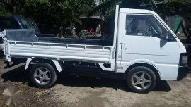 Bongo Mazda Dropside R2 MT White For Sale 