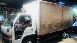 2002 Isuzu Elf Nkr Close Aluminum Van