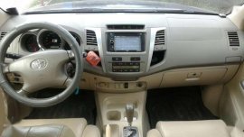 Toyota Fortuner G Diesel Automatic 2008 for sale 