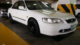 2000 Honda Accord VTi-L