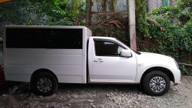 For sale isuzu ipv dmax 2011