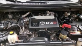 Toyota Innova E AT 2010 for sale