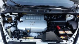 2007 Toyota Sienna AT Silver Fresh For Sale  