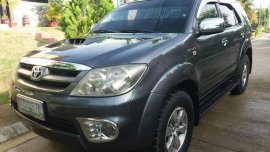 Toyota Fortuner 2006 Automatic Gray For Sale 