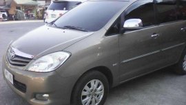 TOYOTA Innova G 2011mdl matic diesel rush sale
